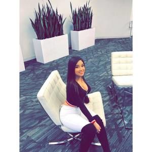 Meet your Posher, Stacey